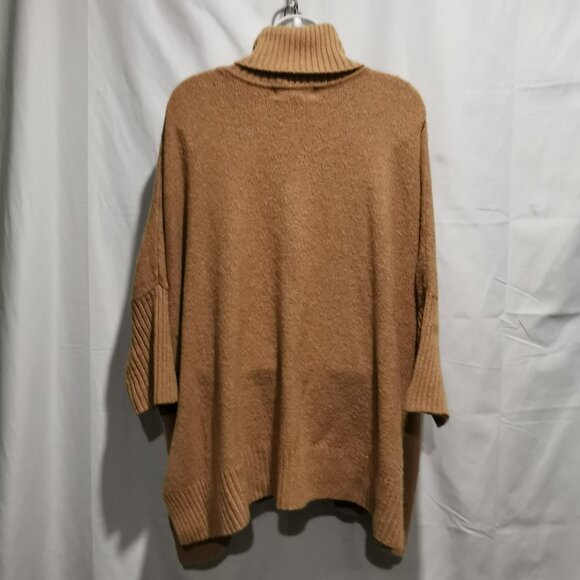 Camel 3/4 Sleeve Oversized Batwing Tunic Style Turtleneck Size L EUC # 178 - Picture 4 of 8